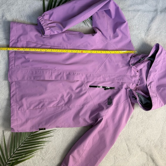 The North Face Women's Purple Jacket - Picture 12 of 15
